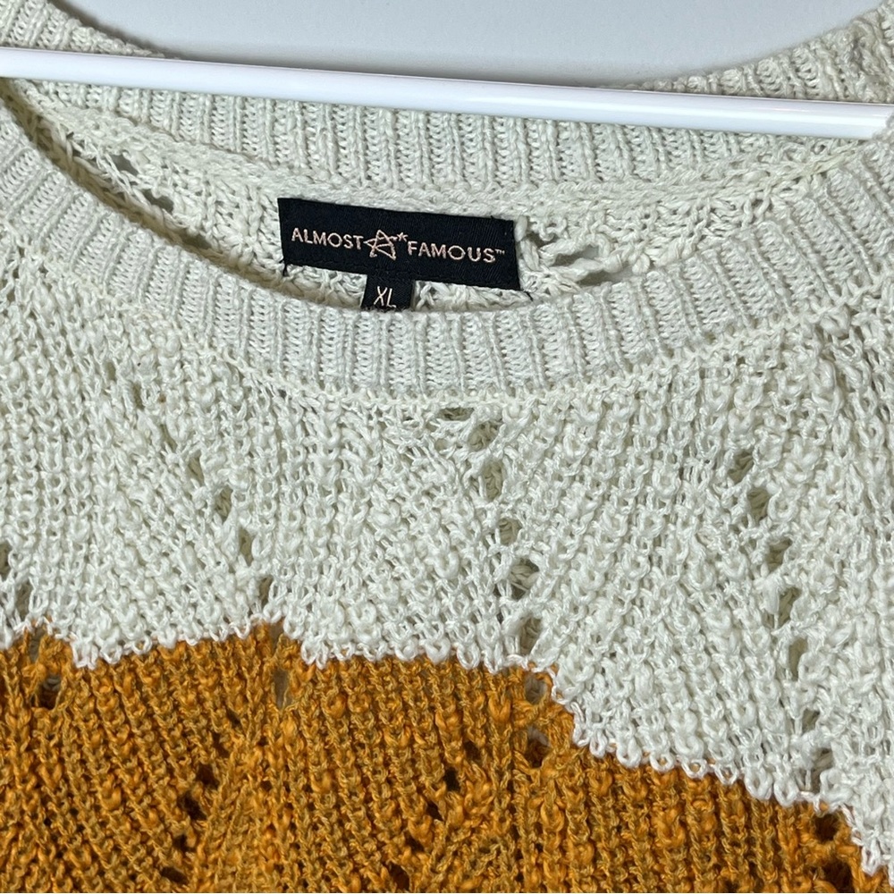 Almost Famous Juniors' Pointelle Color Block Sweater XL - Picture 3 of 6